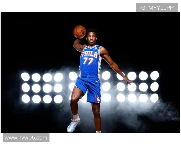 探花埃奇库姆首节高效表现9中5独得14分三分球6中3展现绝佳手感